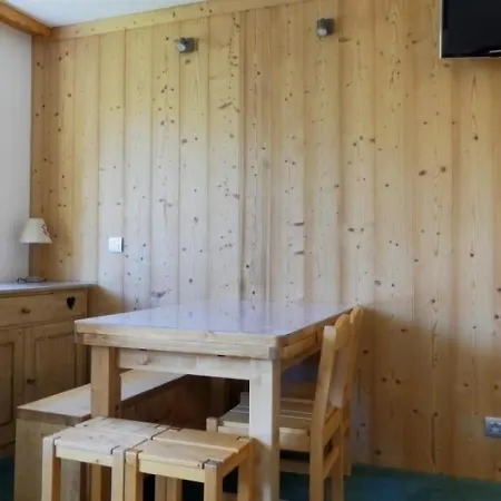 Lumineux Avec Balcon Sud, Skis Aux Pieds, Proche Commerces, Pour 4 Personnes - Fr-1-182-11 * Meribel