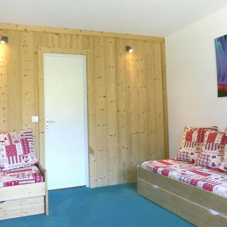 Lumineux Avec Balcon Sud, Skis Aux Pieds, Proche Commerces, Pour 4 Personnes - Fr-1-182-11 *