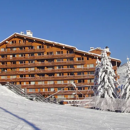 Lumineux Avec Balcon Sud, Skis Aux Pieds, Proche Commerces, Pour 4 Personnes - Fr-1-182-11 Apartment